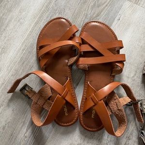 Maurices sandals